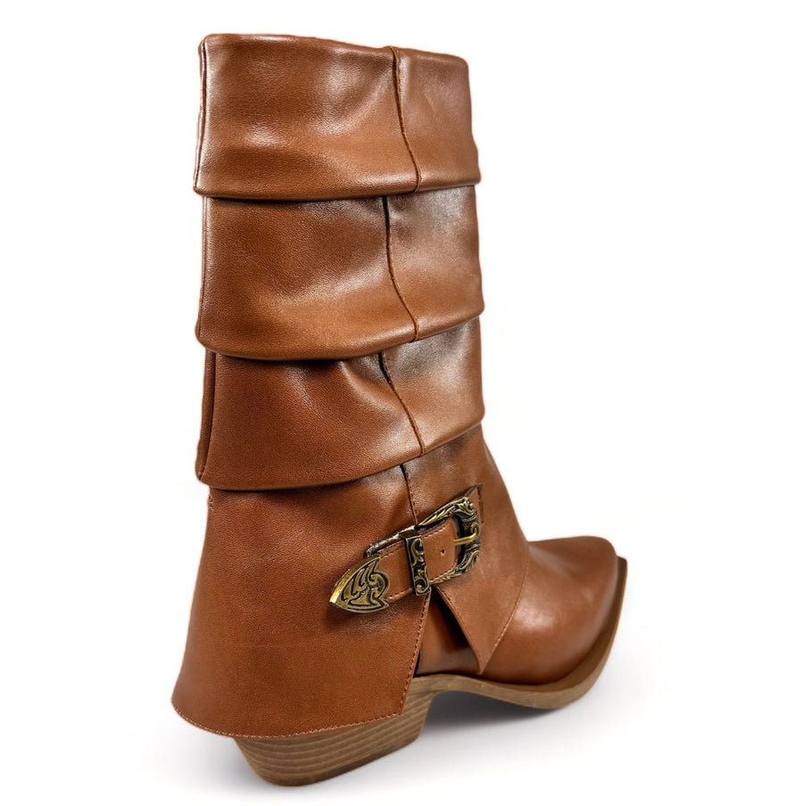 Amari Camel